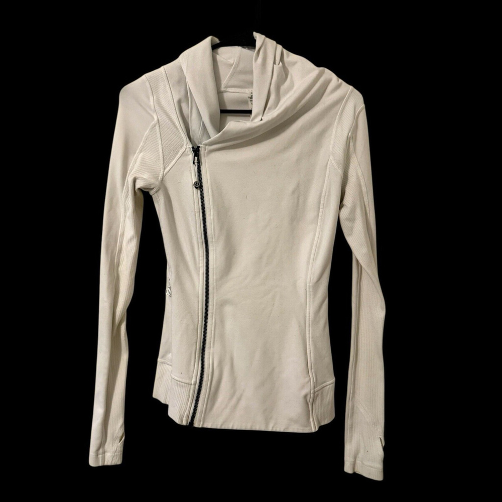 ❗️SOLD❗️lululemon athletica White Ski & Snow Jacket